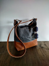 Carica l'immagine nel visualizzatore di Gallery, Borsa hobo, hobo bag, borsa a tracolla, tracolla donna