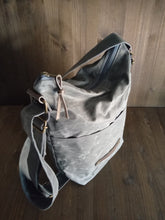 Carica l'immagine nel visualizzatore di Gallery, Zaino convertibile, borsa a tracolla, borsa di canvas