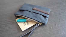 Carica l'immagine nel visualizzatore di Gallery, Waxed canvas pouch, purses and bags canvas coin purse, waxed canvas purse, travel wallet accessories passport cover, fabric wallet