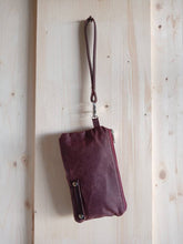 Carica l'immagine nel visualizzatore di Gallery, Wristlet wallet, wristlet purse, zipper pouch, waxed canvas purse, purse and bags, toiletry bag, personalized gift, handbag with strap