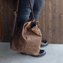 Carica l'immagine nel visualizzatore di Gallery, Zaino convertibile in borsa a tracolla, borsa a spalla e zaino convertibile, borsa trasformabile zaino donna e uomo